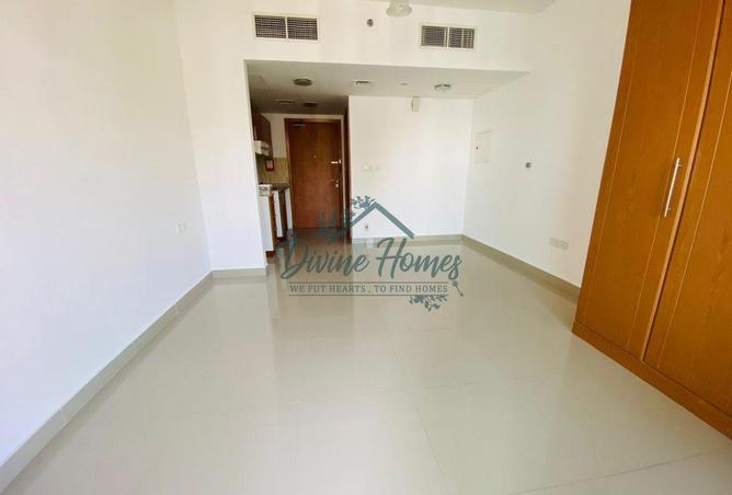 74259670 - Property Image 2