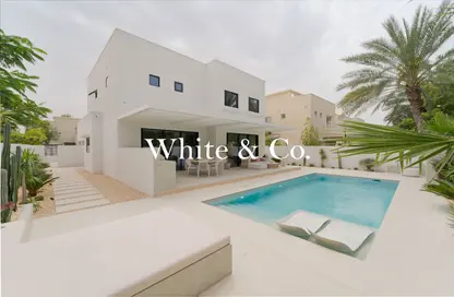Villa - 4 Bedrooms - 5 Bathrooms for sale in Meadows 9 - Meadows - Dubai