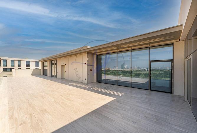 4-bed penthouse in Al Badia Living Building C — photo 2