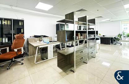 Office Space - Studio for rent in The Burlington - Business Bay - Dubai