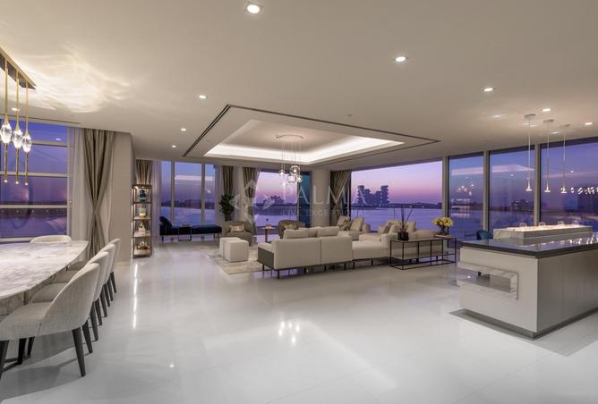 Luxury Penthouse | Panoramic view | Un-Furnished