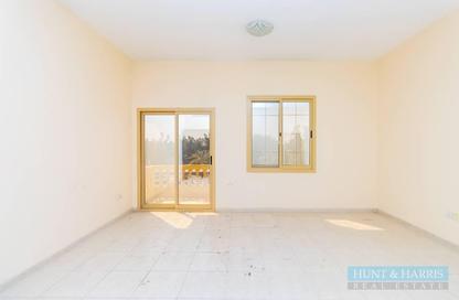 Apartment - 2 Bedrooms - 2 Bathrooms for rent in Building 5 - Yasmin Village - Ras Al Khaimah