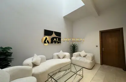 فيلا - 4 غرف نوم - 6 حمامات للايجار في بارك فيللا - الضاحية 10 - قرية جميرا الدائرية - دبي