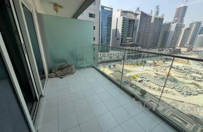Apartment - Studio - 1 Bathroom for rent in Majestic Tower - Al Abraj street - Business Bay - Dubai Apartment - Studio - 1 Bathroom for rent in Majestic Tower - Al Abraj street - Business Bay - Dubai