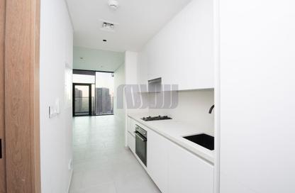 Apartment - Studio - 1 for rent in Marquise Square Tower - Business Bay - Dubai