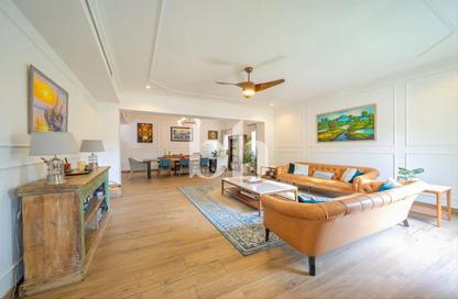 Villa - 4 Bedrooms - 4 Bathrooms for sale in Meadows 9 - Meadows - Dubai