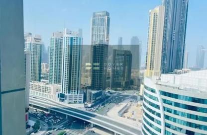 مكتب - استوديو للايجار في B2B  برج - الخليج التجاري - دبي