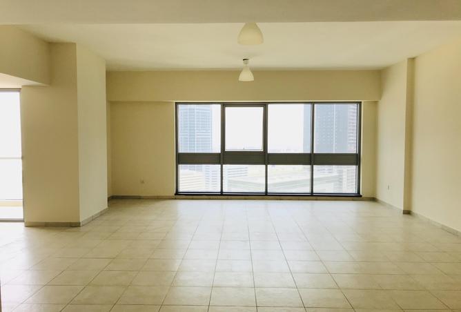 70300203 - Property Image 2