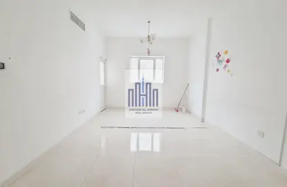 Apartment - 2 Bedrooms - 2 Bathrooms for rent in Fire Station Road - Muwaileh - Sharjah