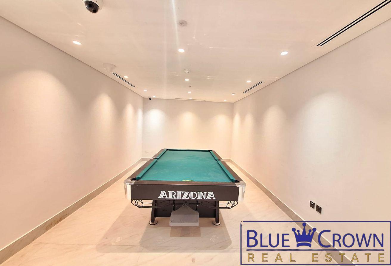 Bright Studio Apartment with Large Windows photo 10