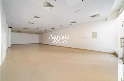 Shop - Studio for rent in Kriscon Tower - Al Qusais Industrial Area 5 - Al Qusais Industrial Area - Al Qusais - Dubai