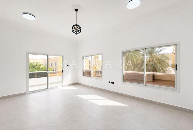 87857933 - Property Image 3