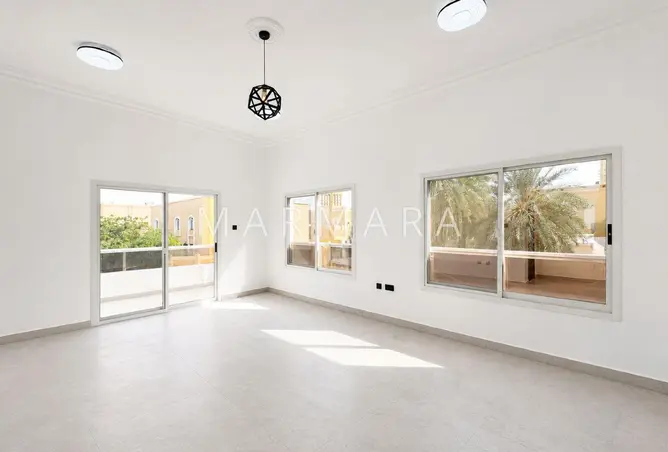 87857933 - Property Image 3