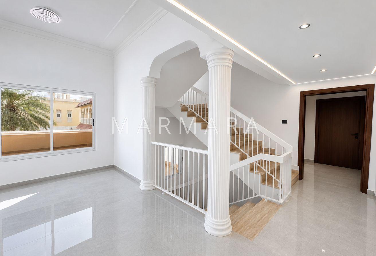 Fully Upgraded 4BR | Private Garden | Shared Pool photo 6