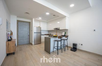 Apartment - 1 - 2 for rent in BLOOM TOWERS A - Bloom Towers - District 10 - Jumeirah Village Circle - Dubai