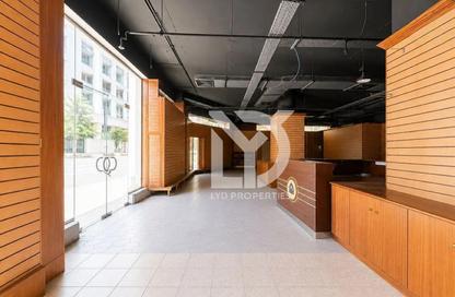 Retail - Studio - 1 for rent in Port Saeed - Deira - Dubai