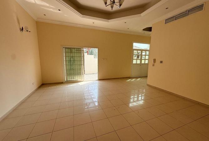 78187568 - Property Image 3