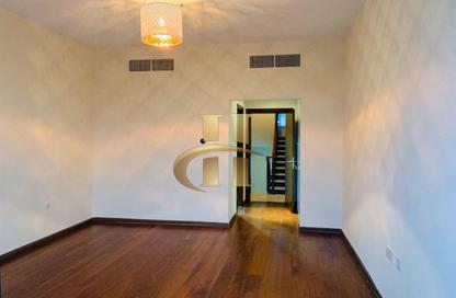 Townhouse - 4 - 5 for rent in Westar Vista - District 13 - Jumeirah Village Circle - Dubai