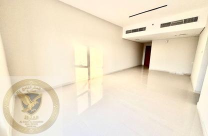 Apartment - 2 Bedrooms - 2 Bathrooms for rent in Gulfa Towers - Al Rashidiya 1 - Al Rashidiya - Ajman