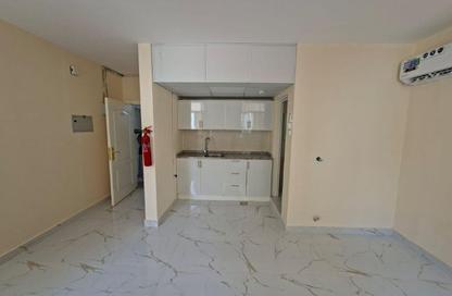 Apartment - Studio - 1 Bathroom for rent in Rolla Square - Rolla Area - Sharjah Apartment - Studio - 1 Bathroom for rent in Rolla Square - Rolla Area - Sharjah
