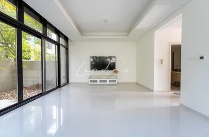 Villa - 3 Bedrooms - 4 Bathrooms for rent in Rochester - The Park Villas - Damac Hills - Dubai