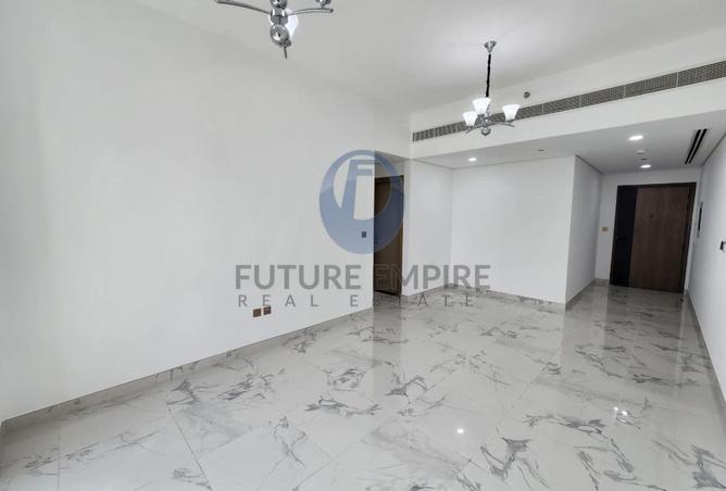 127912160 - Property Image 3