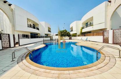 Villa - 4 - 4 for rent in Jumeirah 3 Villas - Jumeirah 3 - Jumeirah - Dubai