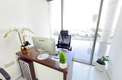 Office Space - Studio - 1 for rent in Red Avenue - Al Garhoud - Dubai