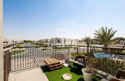 شقة - 2 غرف نوم - 2 حمامات للبيع في اوربان ستاكد هاوس بلوك 28 - أوربانا 1 - اوربانا - اعمار الجنوبية - دبي الجنوب (مركز دبي العالمي) - دبي