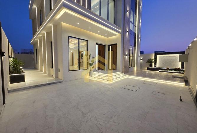 102838755 - Property Image 3