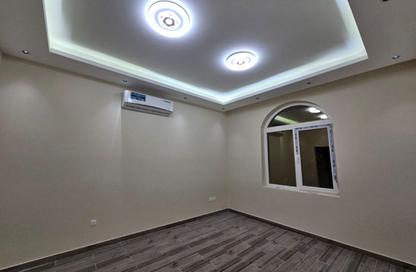 Villa - 3 Bedrooms - 4 Bathrooms for rent in Al Khawaneej 1 - Al Khawaneej - Dubai