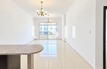 Apartment - 2 - 2 for rent in Al Rabia Tower - Majan - Dubai