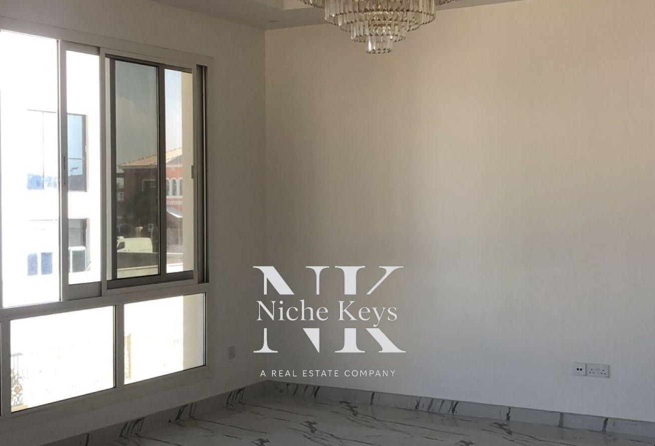 Brand New 6BR Vastu Compliant Villa | Prime Area photo 2