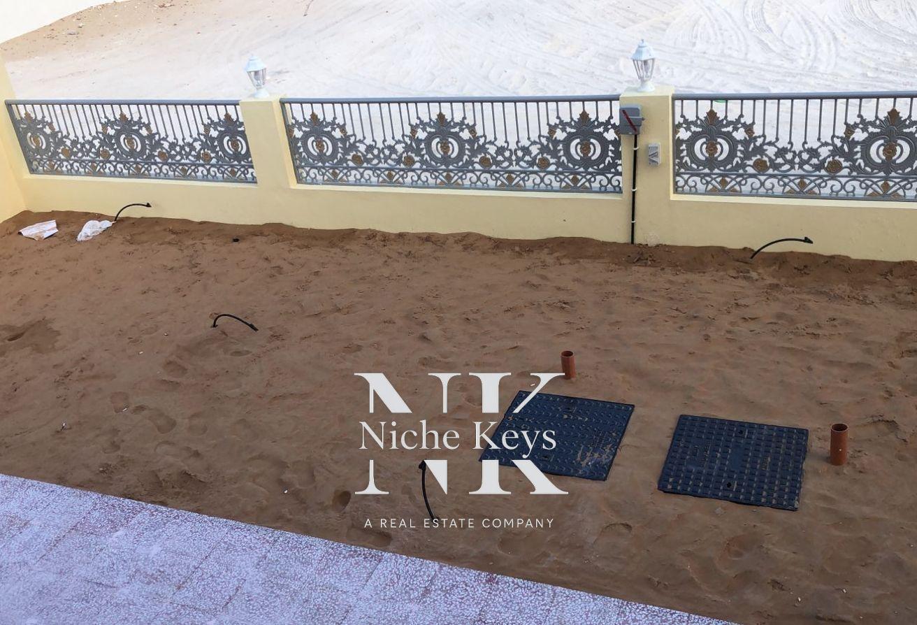 Brand New 6BR Vastu Compliant Villa | Prime Area photo 8