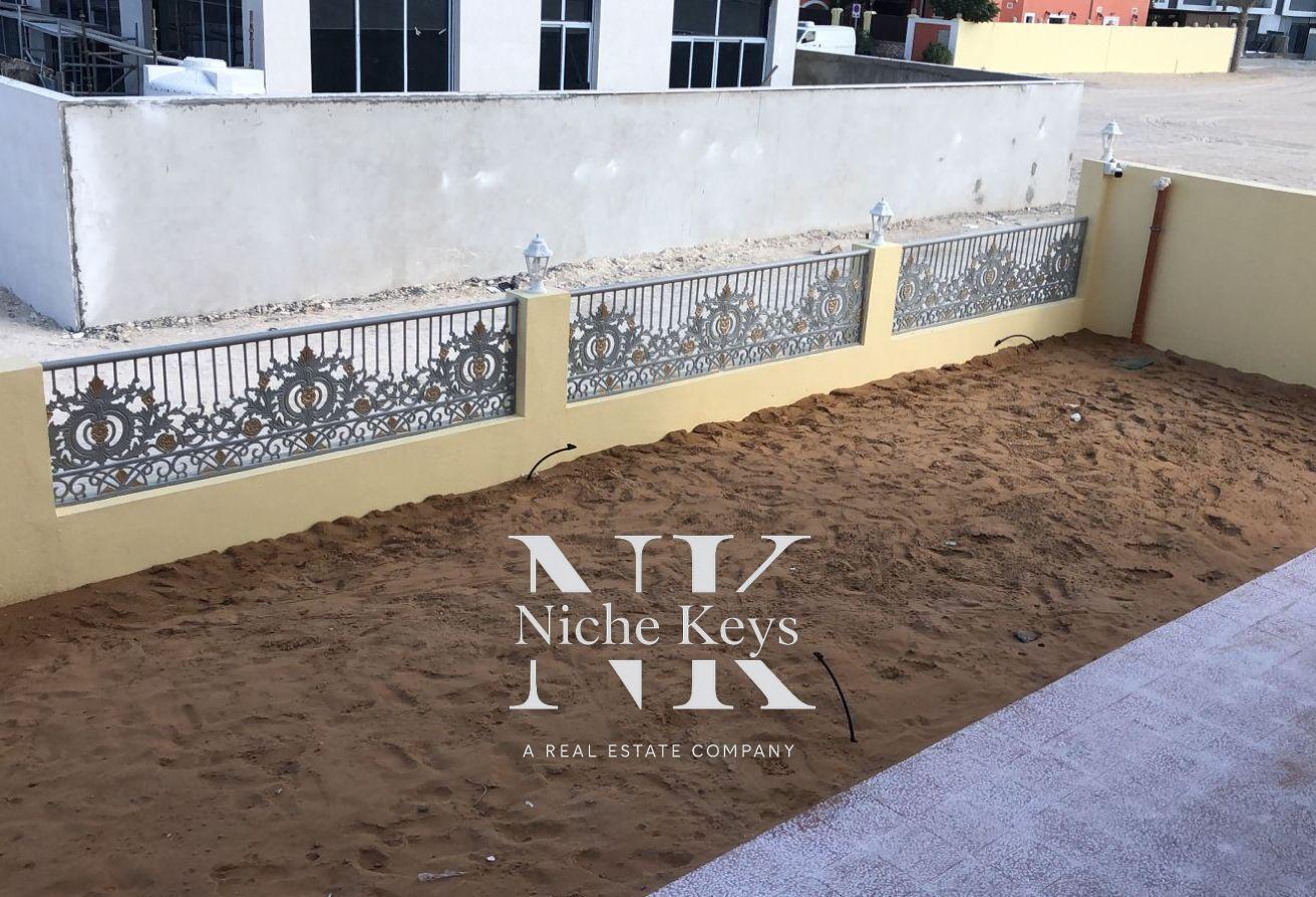Brand New 6BR Vastu Compliant Villa | Prime Area photo 7