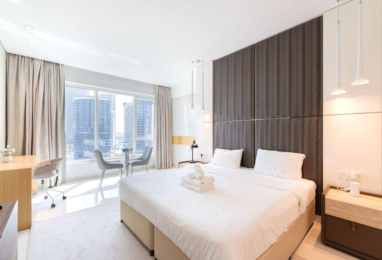 Amazing Spacious Studio in Hotel | Canal View photo 13
