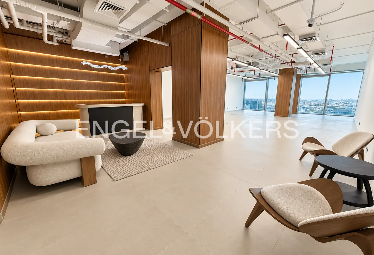 165604211 - Property Main Image