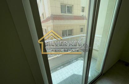 Apartment - 1 Bedroom - 2 Bathrooms for rent in Al Qulaya'ah - Al Sharq - Sharjah