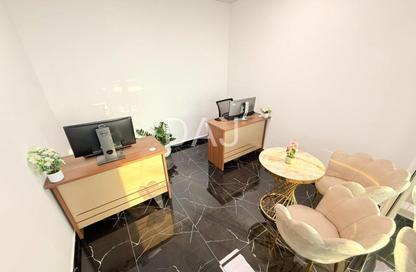 Office Space - Studio - 1 Bathroom for rent in Fatima Mohammad Ahmad Bin Suleiman Building - Al Raffa - Bur Dubai - Dubai