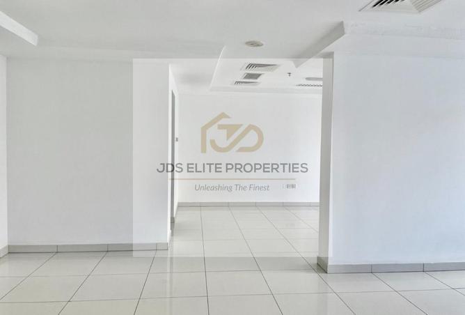 54397576 - صورة العقار 3