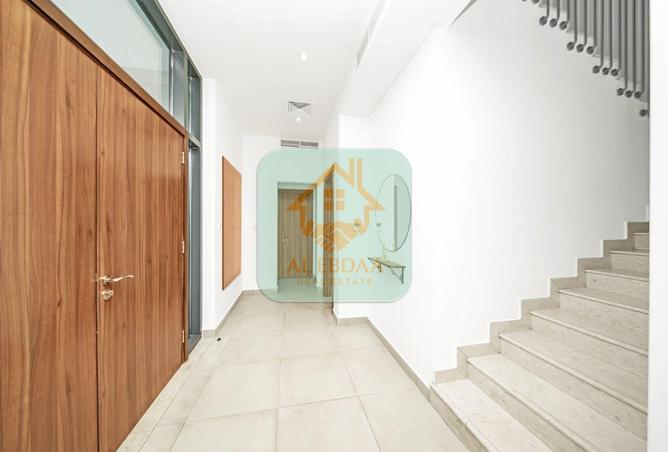 99137579 - Property Image 2