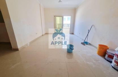 Apartment - 2 Bedrooms - 2 Bathrooms for rent in Muwailih Building - Muwaileh - Sharjah