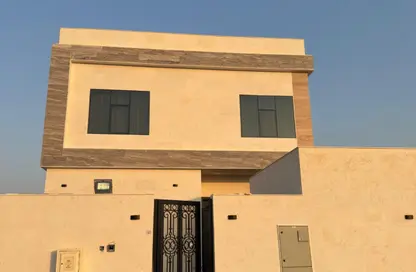 Villa - 4 Bedrooms - 6 Bathrooms for rent in Rodhat Al Qarat - Al Rowdat Suburb - Sharjah