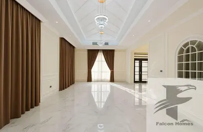 Villa - 5 Bedrooms - 6 Bathrooms for rent in Al Aweer 1 - Al Aweer - Dubai