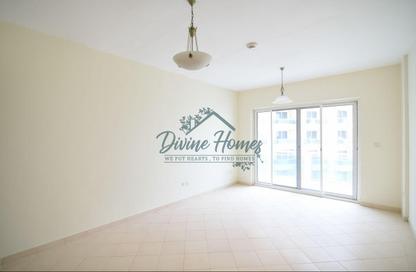 Apartment - Studio - 1 for rent in Lago Vista B - Lago Vista - Dubai Production City (IMPZ) - Dubai