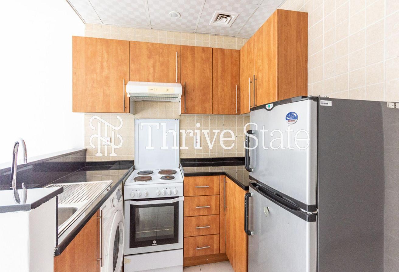 Unfurnished | Vacant Now | Marina View photo 8