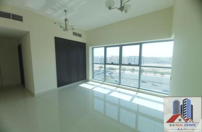 Apartment - 2 Bedrooms - 3 Bathrooms for rent in Al Baraka Building - Nadd Al Hammar - Dubai