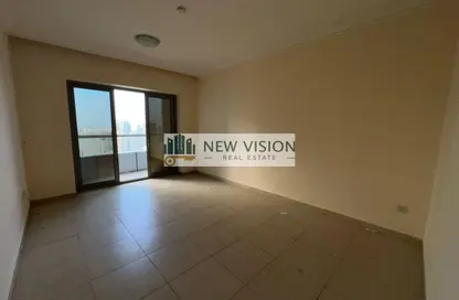 Apartment - 1 Bedroom - 2 Bathrooms for rent in Al Khan Lagoon Tower - Al Khan Lagoon - Al Khan - Sharjah