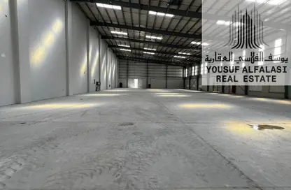 مستودع - استوديو - 2 حمامات للبيع في أم الثعوب - أم القيوين