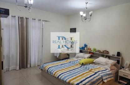 Apartment - 1 - 2 for sale in May Residence 3 - May Residence - District 10 - Jumeirah Village Circle - Dubai